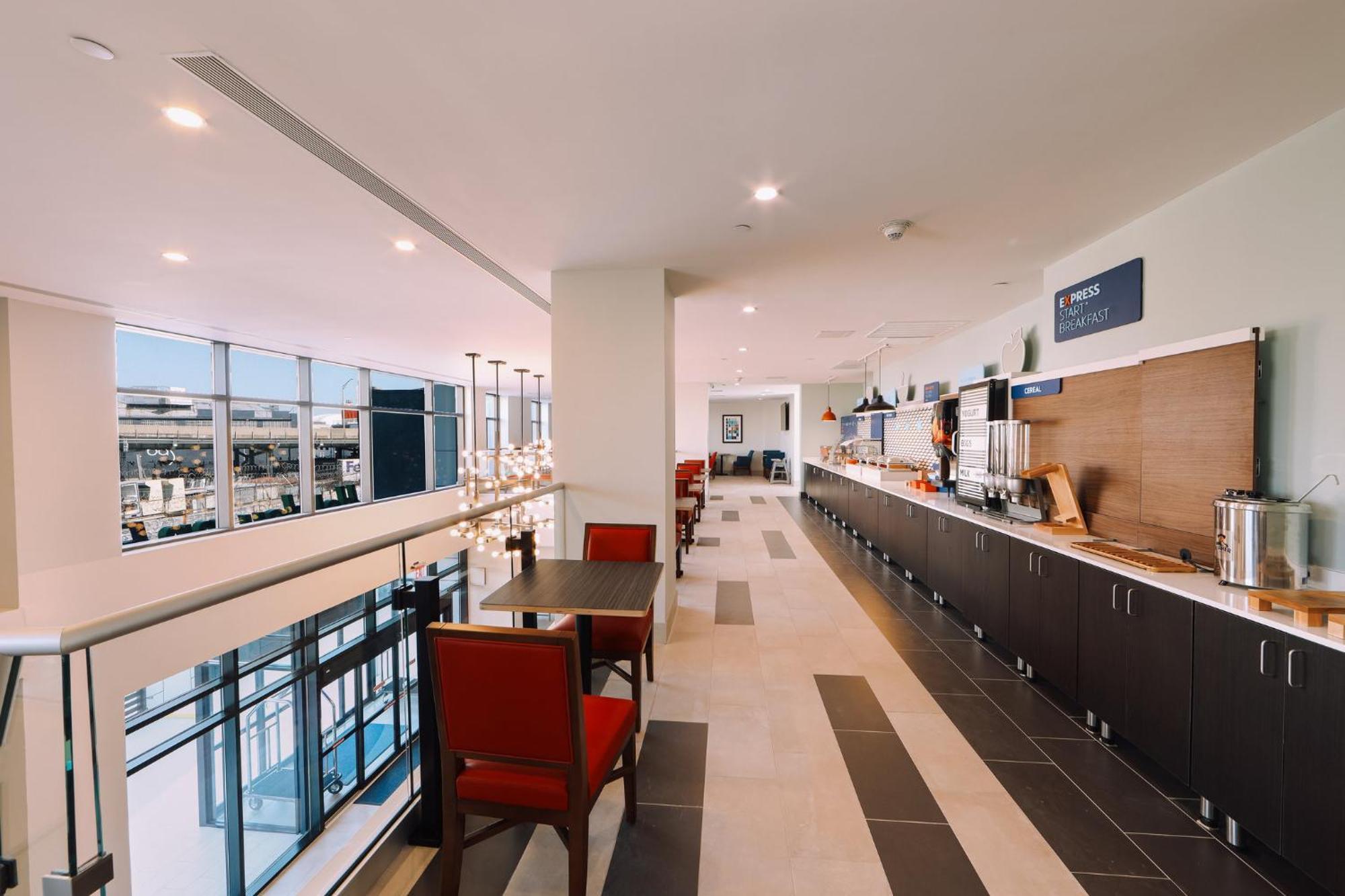 Holiday Inn Express Long Island City E - New York By Ihg ภายนอก รูปภาพ