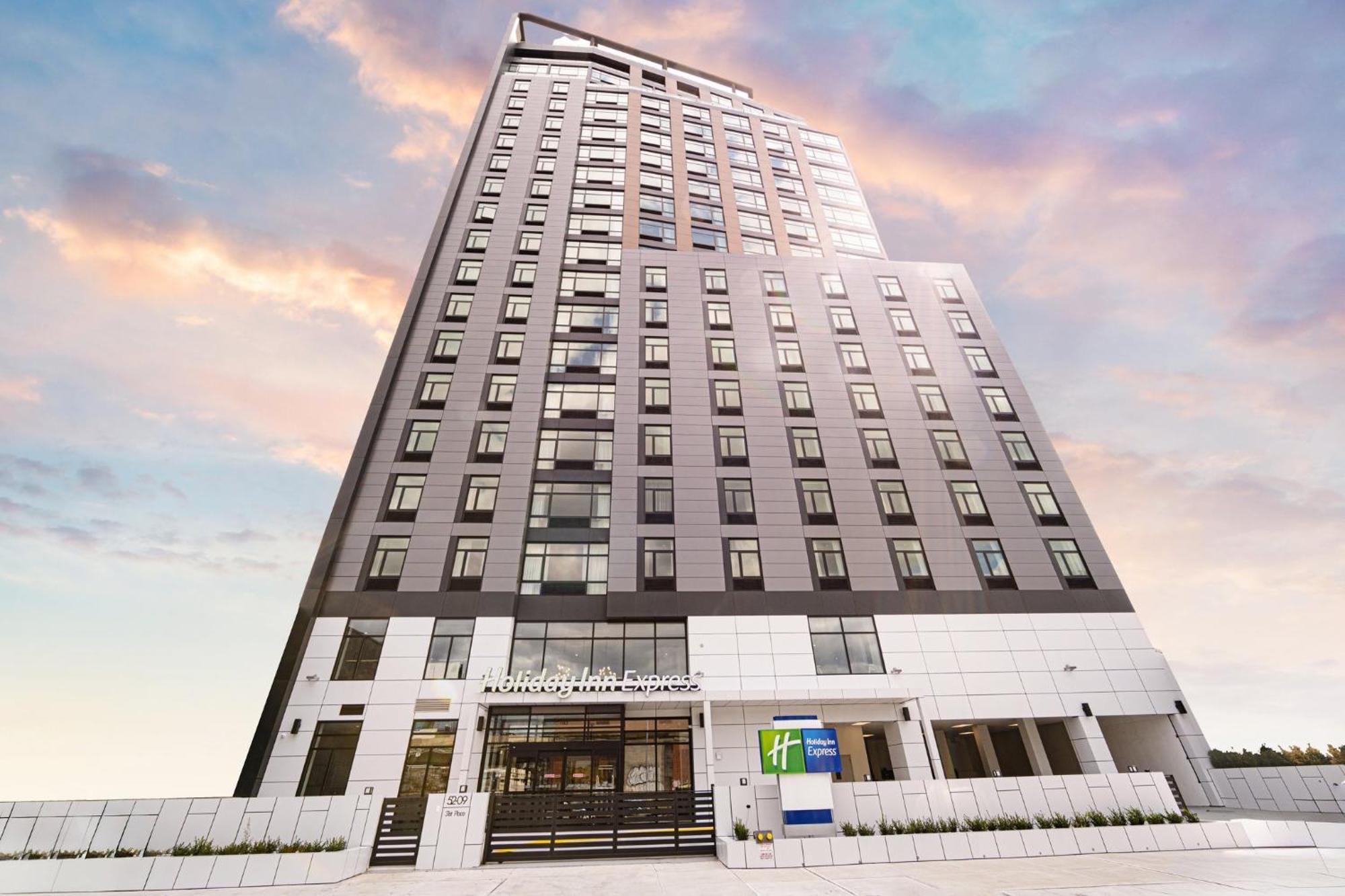 Holiday Inn Express Long Island City E - New York By Ihg ภายนอก รูปภาพ