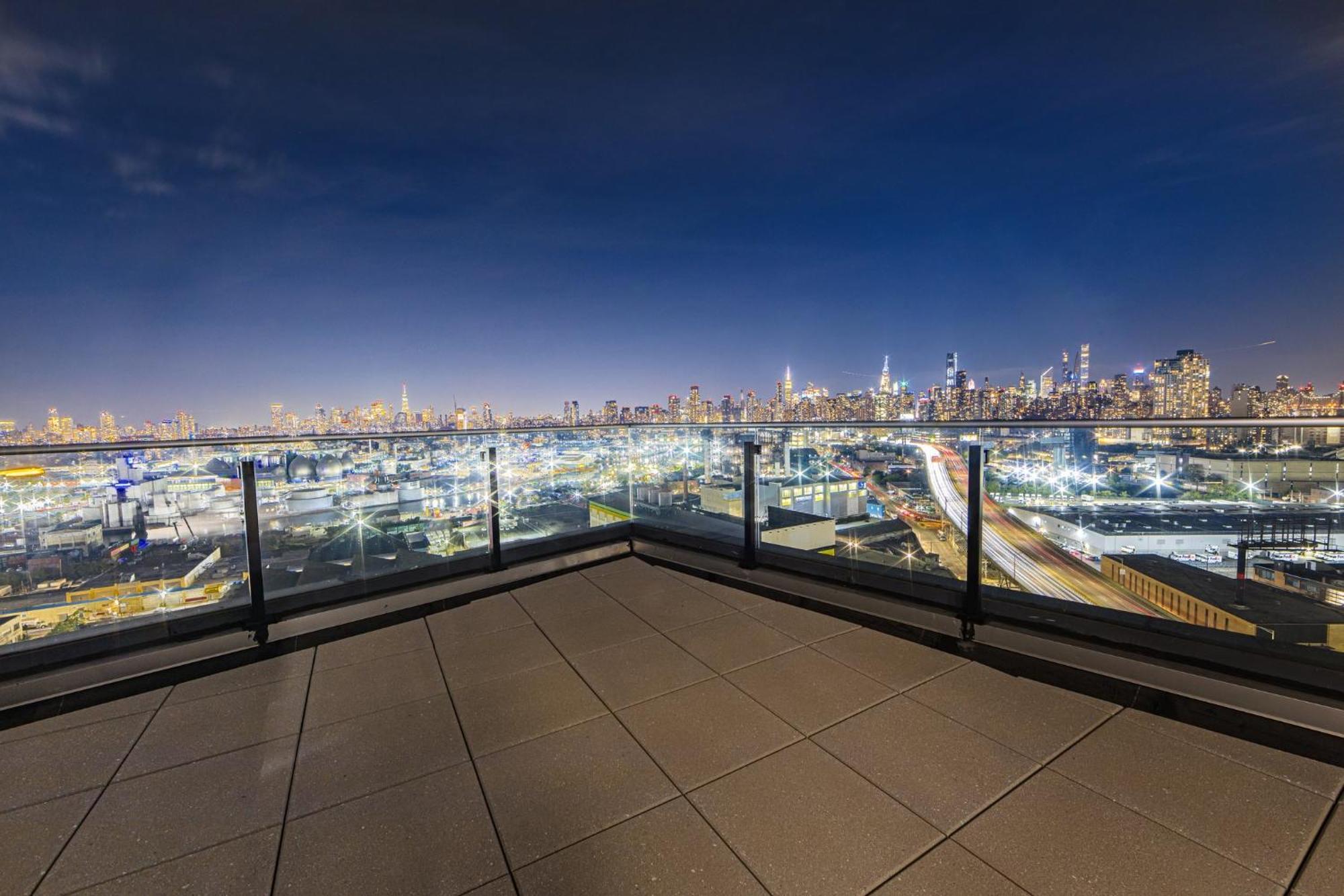 Holiday Inn Express Long Island City E - New York By Ihg ภายนอก รูปภาพ