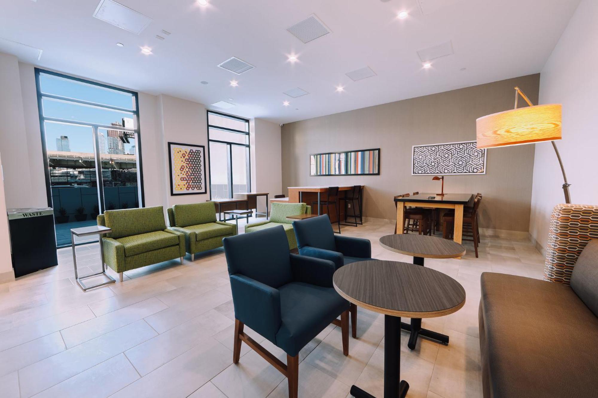 Holiday Inn Express Long Island City E - New York By Ihg ภายนอก รูปภาพ