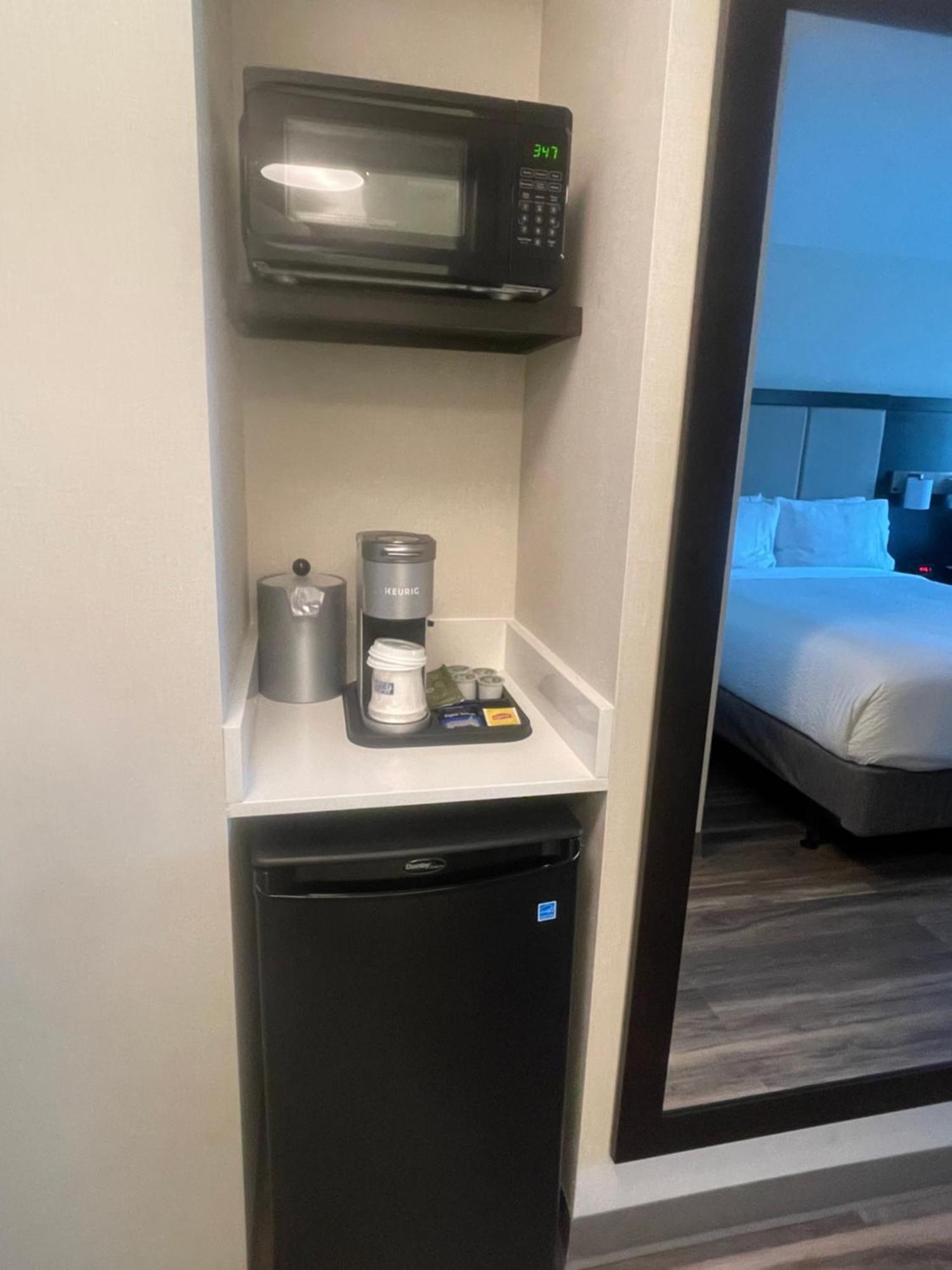 Holiday Inn Express Long Island City E - New York By Ihg ภายนอก รูปภาพ